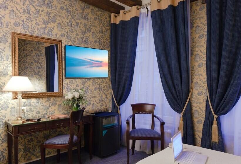 スーペリアールーム, Hôtel Beaubourg