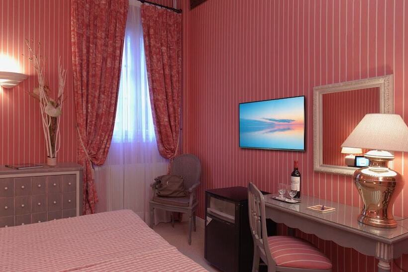 スーペリアールーム, Hôtel Beaubourg