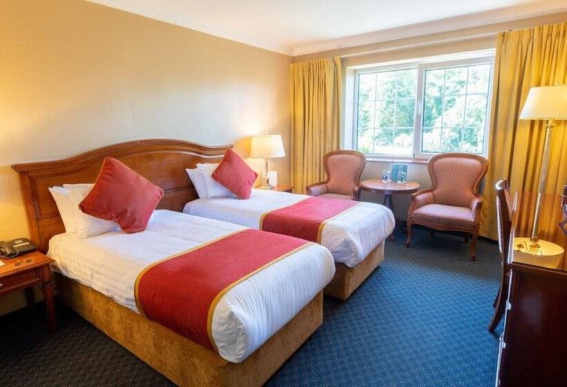 غرفة كلاسيكية, Killarney Avenue