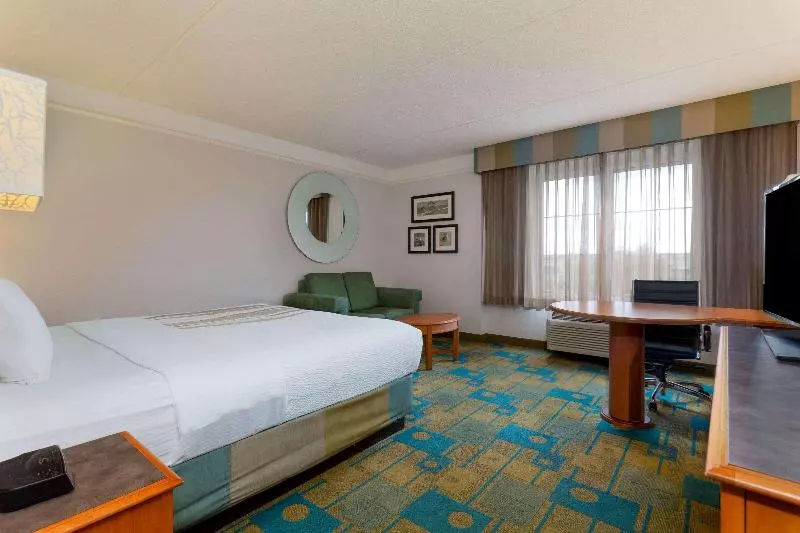 اتاق اجرایی با تخت بزرگ, La Quinta By Wyndham Lakeland West
