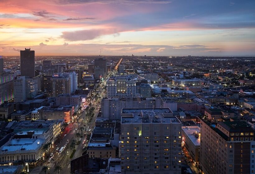 스탠다드 룸 더블 침대, New Orleans Marriott