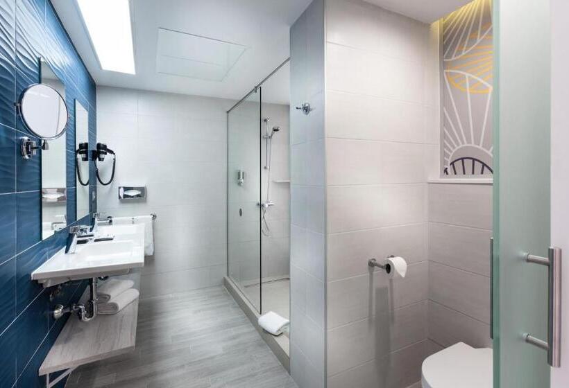 سوییت جونیور با چشمانداز دریا, Hotel Riu Vistamar - All Inclusive