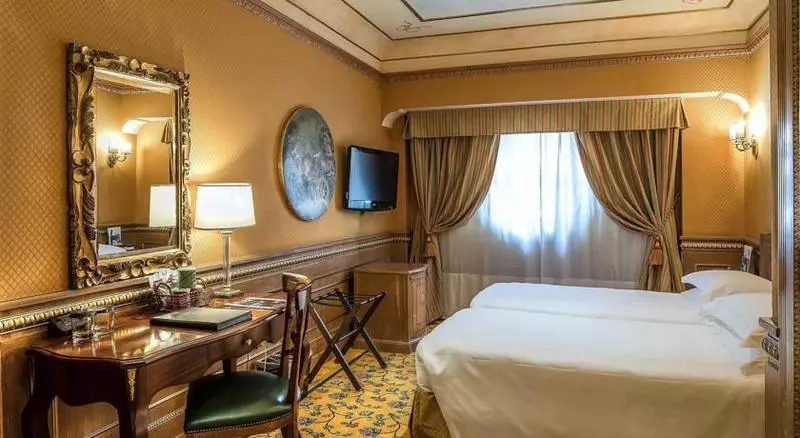 Camera Superiore, River Palace
