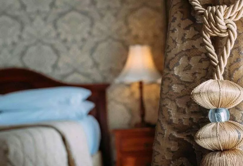 اتاق استاندارد یک نفره, Sheedys Boutique Hotel & Restaurant
