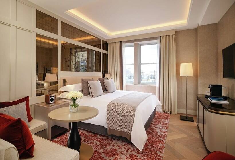 스탠다드 룸 킹사이즈 침대, The Biltmore Mayfair