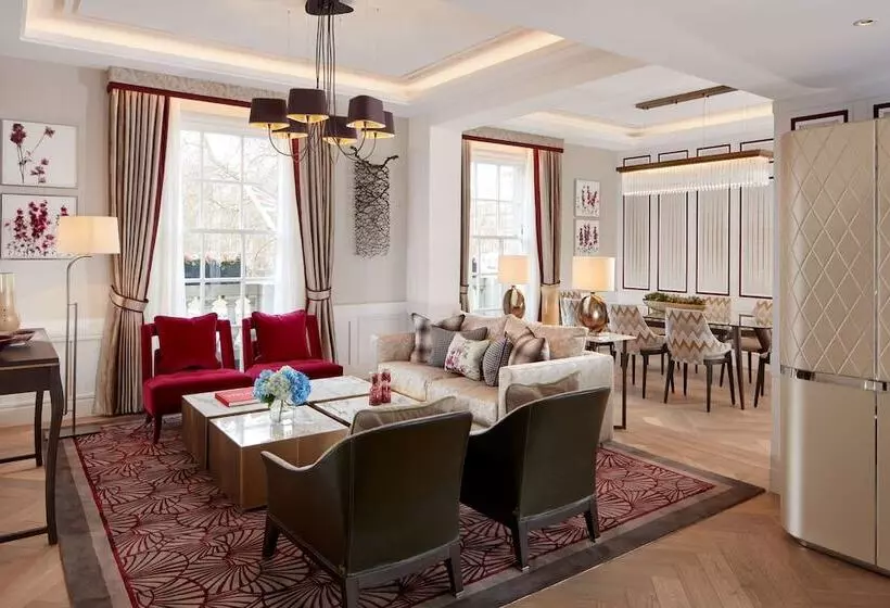 سوییت, The Biltmore Mayfair