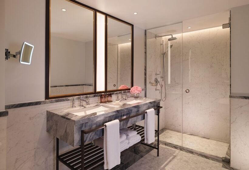 Номер Deluxe Кровать Кинг, The Biltmore Mayfair