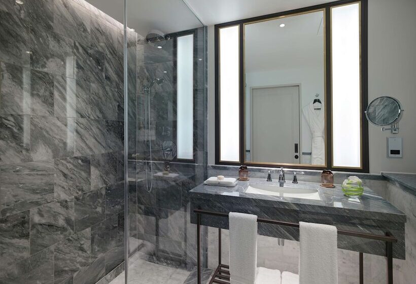 디럭스 룸, The Biltmore Mayfair