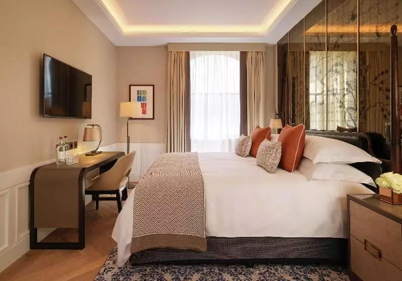 سوئیت با تخت بزرگ, The Biltmore Mayfair