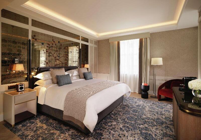 주니어 스위트 킹사이즈 침대, The Biltmore Mayfair