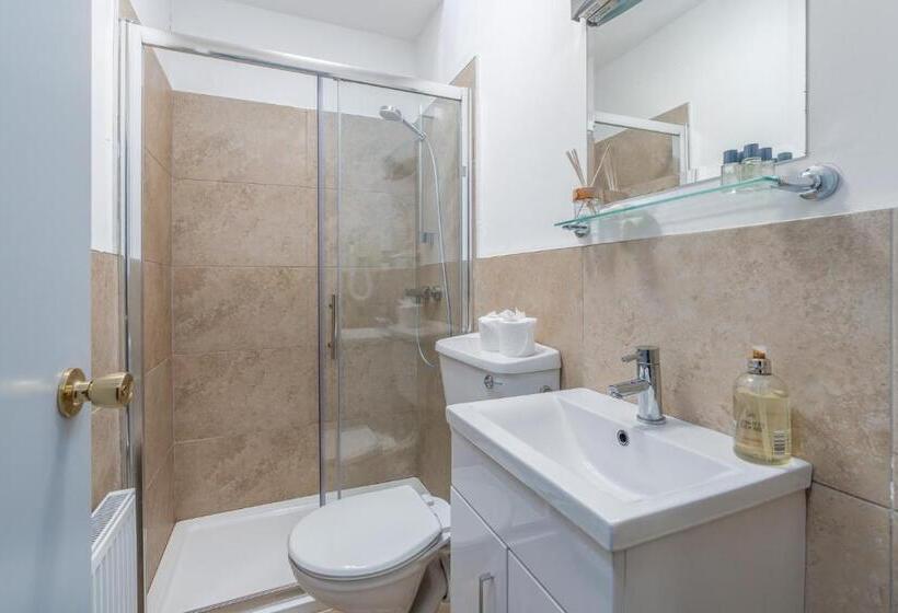 Стандартный Номер Кровать Кинг, Troysgate House