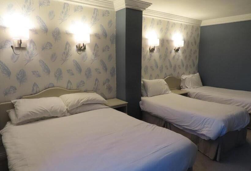 Семейный Номер, Troysgate House
