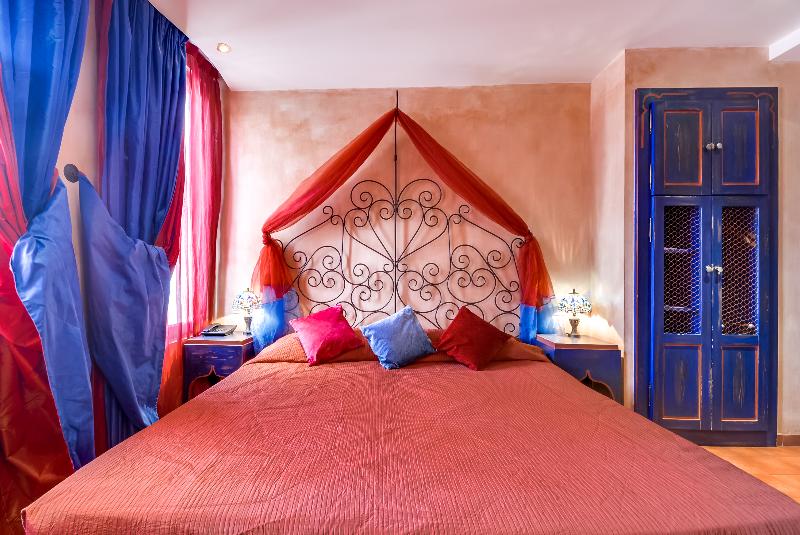 トリプルクラシックルーム, Villa Royale Montsouris