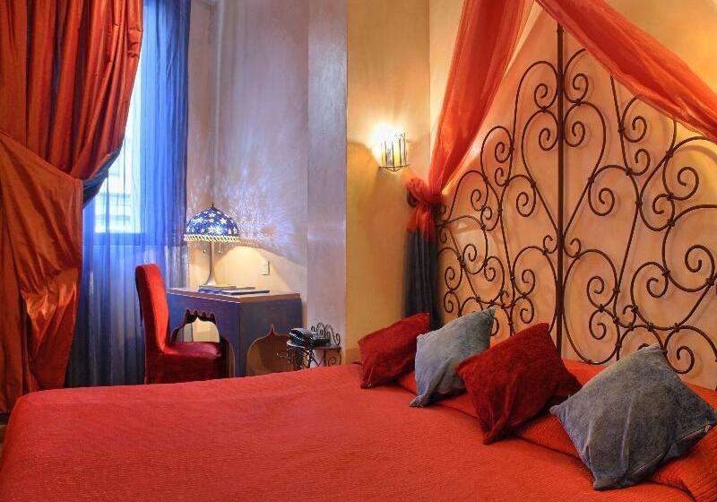 اتاق کلاسیک سه تخته, Villa Royale Montsouris