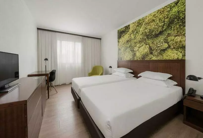 اتاق استاندارد, Neat Hotel Avenida