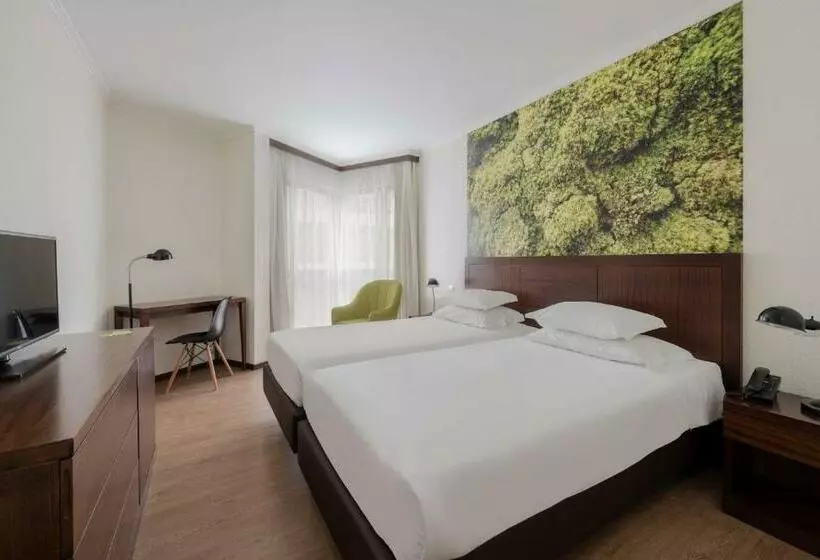اتاق استاندارد, Neat Hotel Avenida