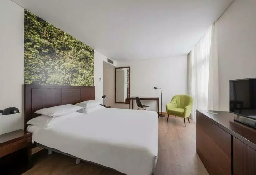 اتاق استاندارد, Neat Hotel Avenida