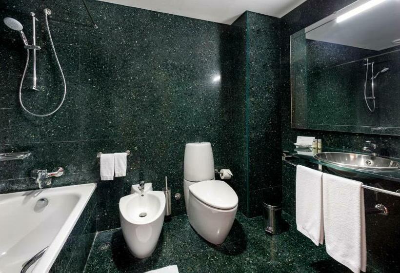 غرفة قياسية فردية, Neat Hotel Avenida