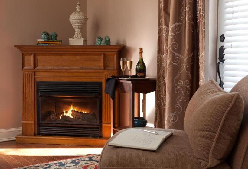 キングサイズベッドのデラックスルーム, The Inn & Tavern At Meander