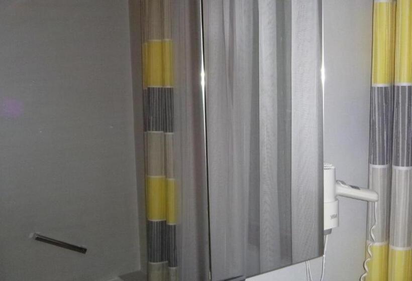 Четырехместный Номер Стандарт, Pension Wildental