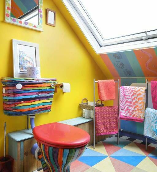 Семейный Номер Вид на Море, Western House