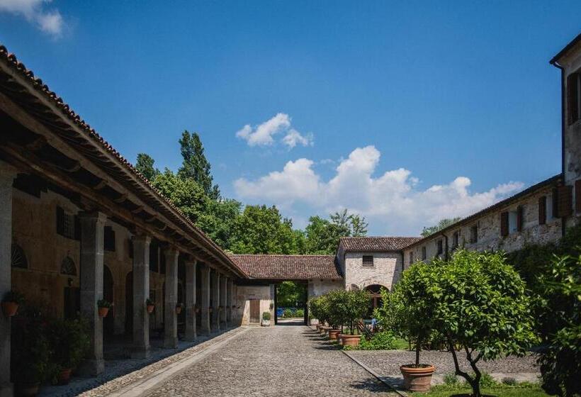 דירת חדר, Frassanelle