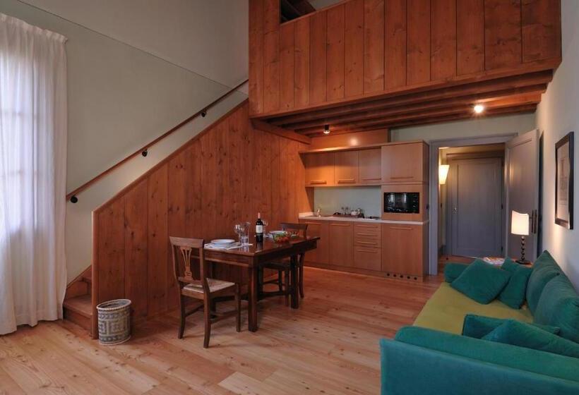 חדר דופלקס, Frassanelle