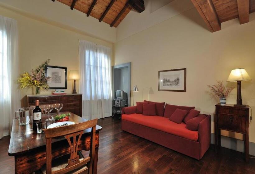 חדר דופלקס, Frassanelle