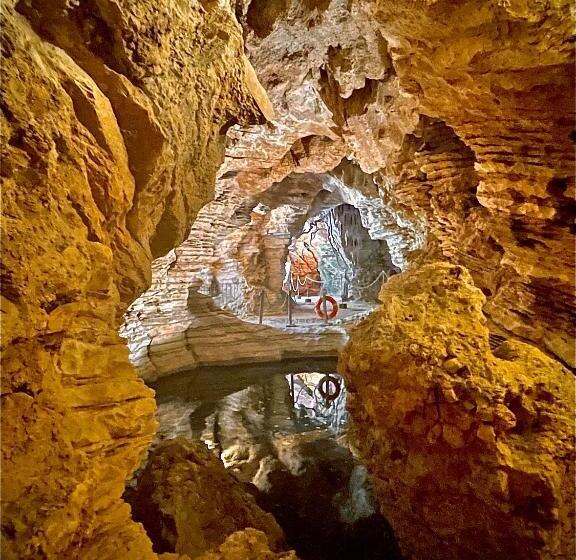 דירת שלושה חדרים, Frassanelle