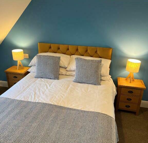 غرفة قياسية, The Corrie