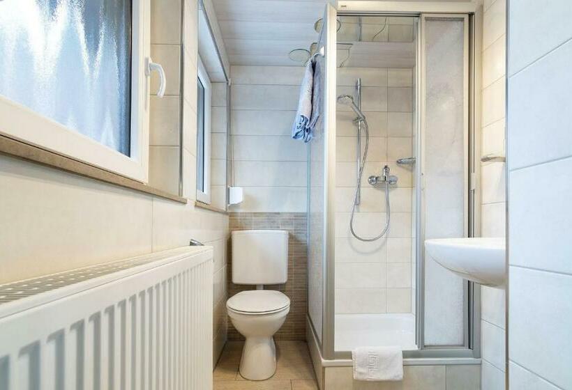 Апартаменты 1 Спальня с Террасой, Landpension Am Sommerhang