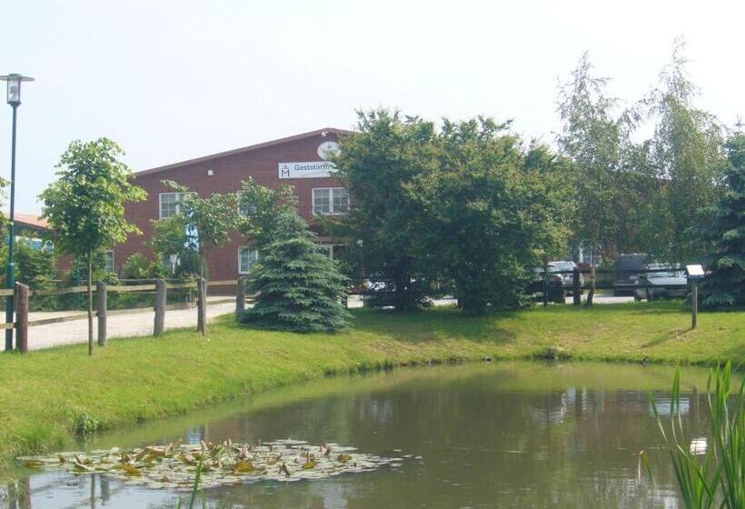 スタンダードルーム, Reitanlage Plath