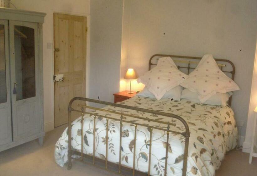 غرفة قياسية مطلّة علي الحديقة, The Old Vicarage Bed And Breakfast