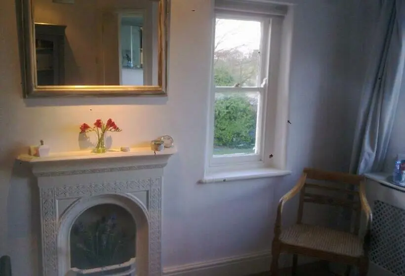 ガーデンビュースタンダードルーム, The Old Vicarage Bed And Breakfast