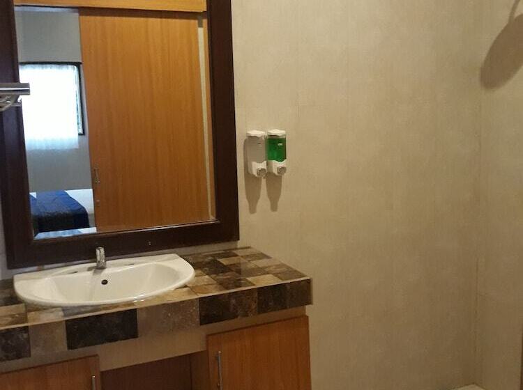 デラックスルーム, Asiana Lovina