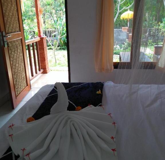 Номер Deluxe Вид на Сад, Taman Menjangan Homestay By Snorkelingmenjangan