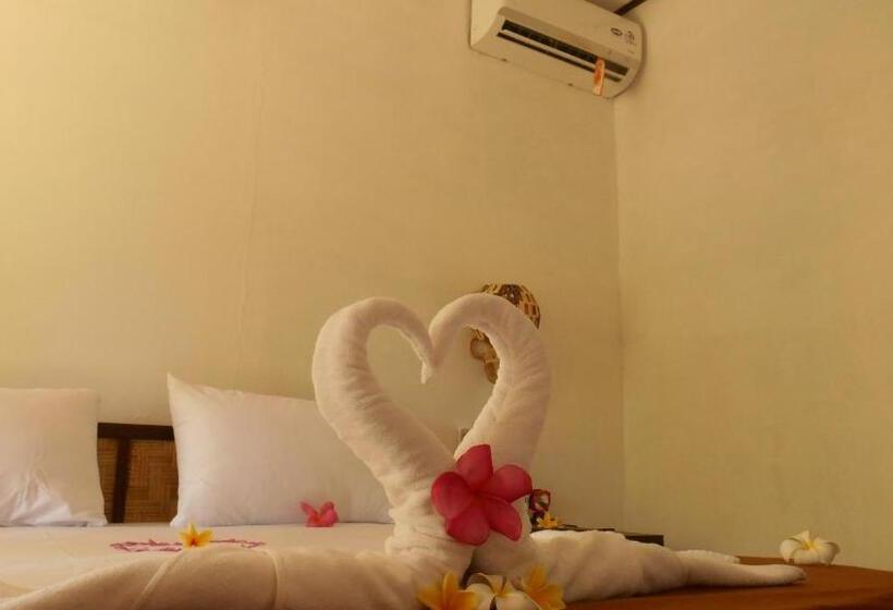 Номер Deluxe Вид на Сад, Taman Menjangan Homestay By Snorkelingmenjangan
