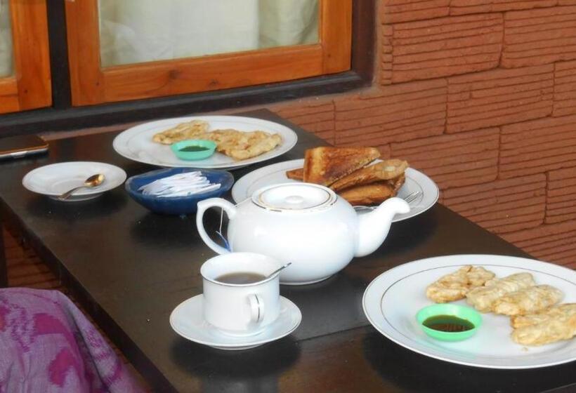 غرفة ديلوكس مطلّة علي الحديقة, Taman Menjangan Homestay By Snorkelingmenjangan