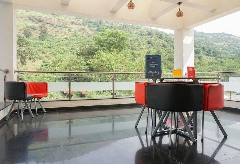 Deluxe Room, Nature Shield Lonavala