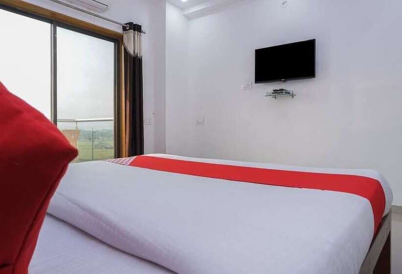 Deluxe Room, Nature Shield Lonavala