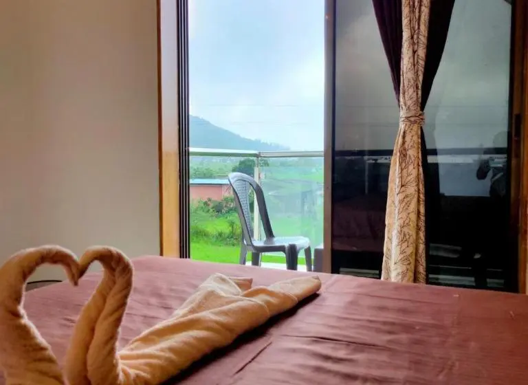 デラックススイート, Nature Shield Lonavala