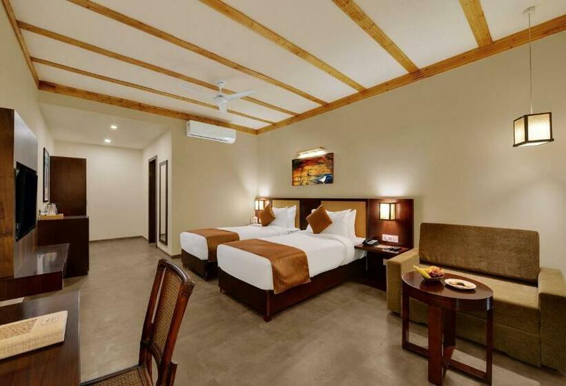 标准间, The Fern Sattva Resort Polo Forest