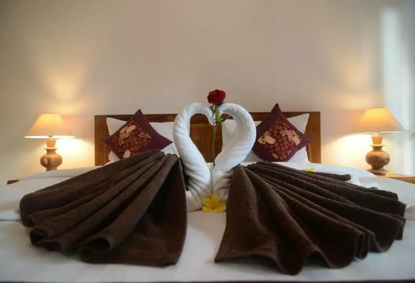 デラックスルーム, Kusuma Guesthouse