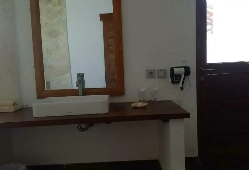デラックスバンガロー, Rua Beach Resort Sumba