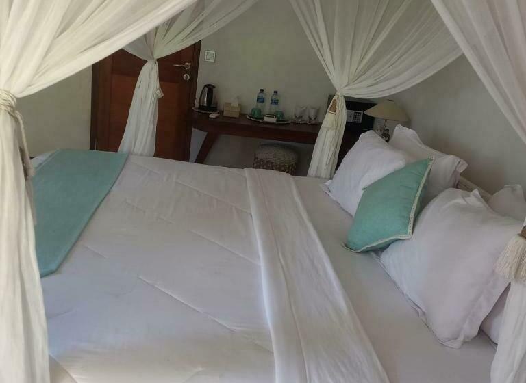 بنجلو ديلوكس, Rua Beach Resort Sumba