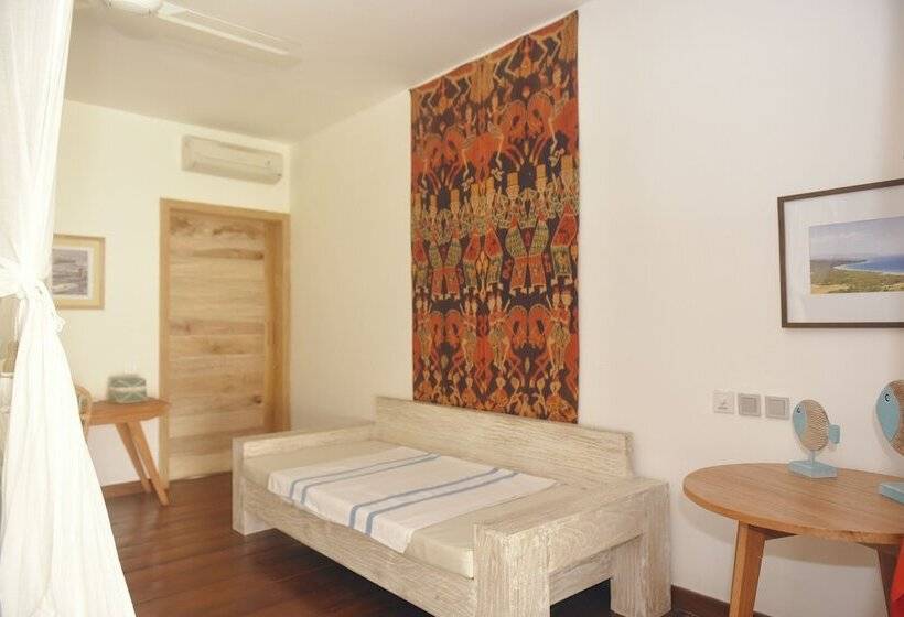 بنجلو ديلوكس, Rua Beach Resort Sumba