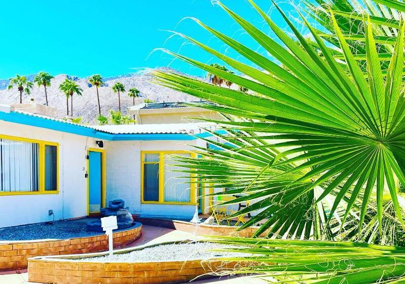 بنجلو ديلوكس, Rua Beach Resort Sumba