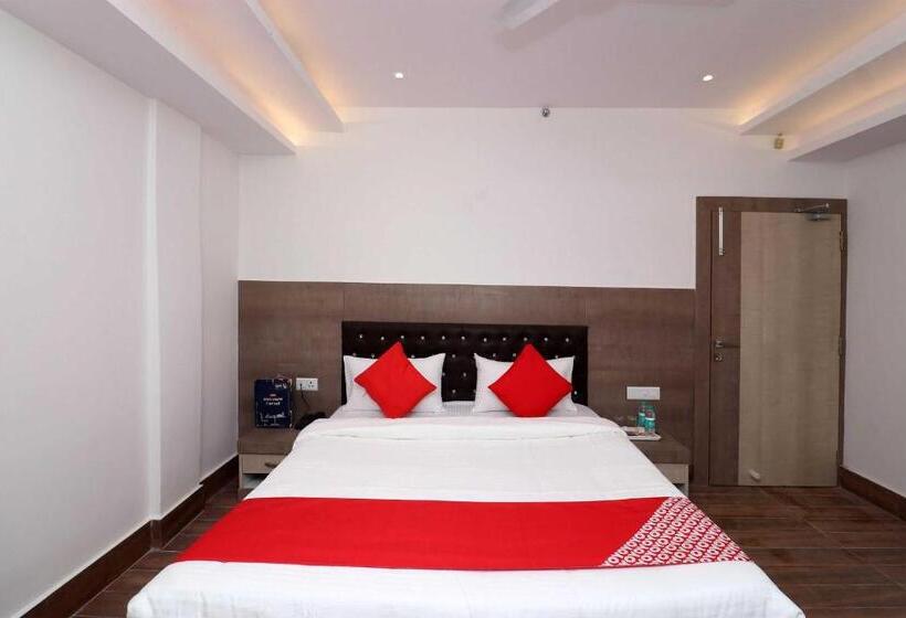 Трехместный Номер Классика, Capital O 22194 Hotel Triveni Sangam