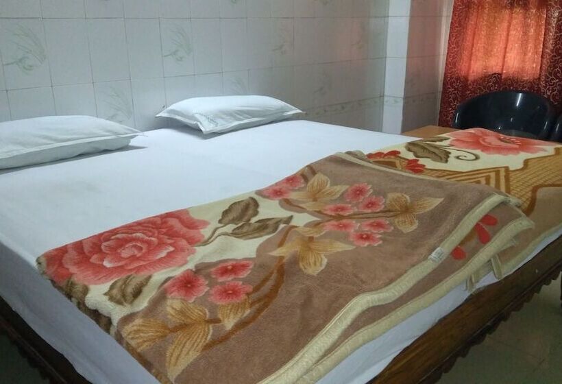 Номер Deluxe, Iroomz Nama Residency