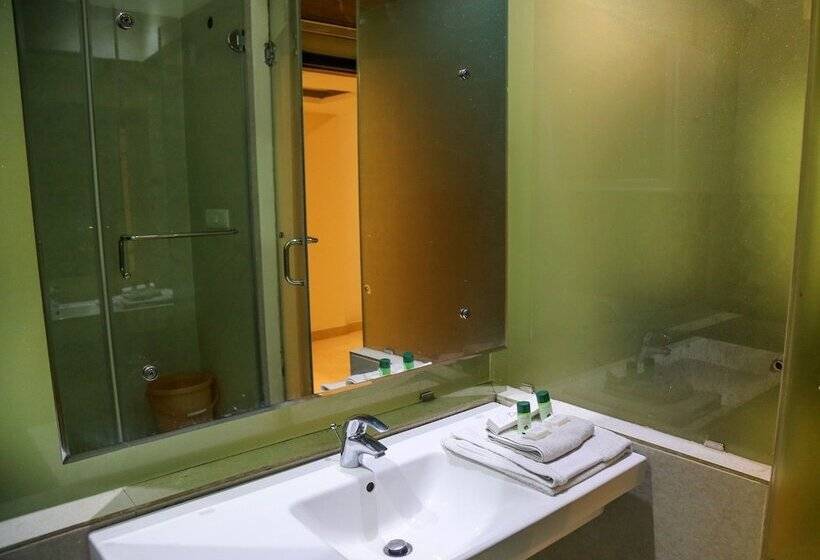 豪华房间, Kingdom